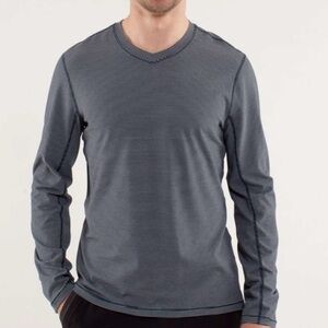 Lululemon Speed Long Sleeve Smallish Stripe Black Heathered Smooth Silver XL?